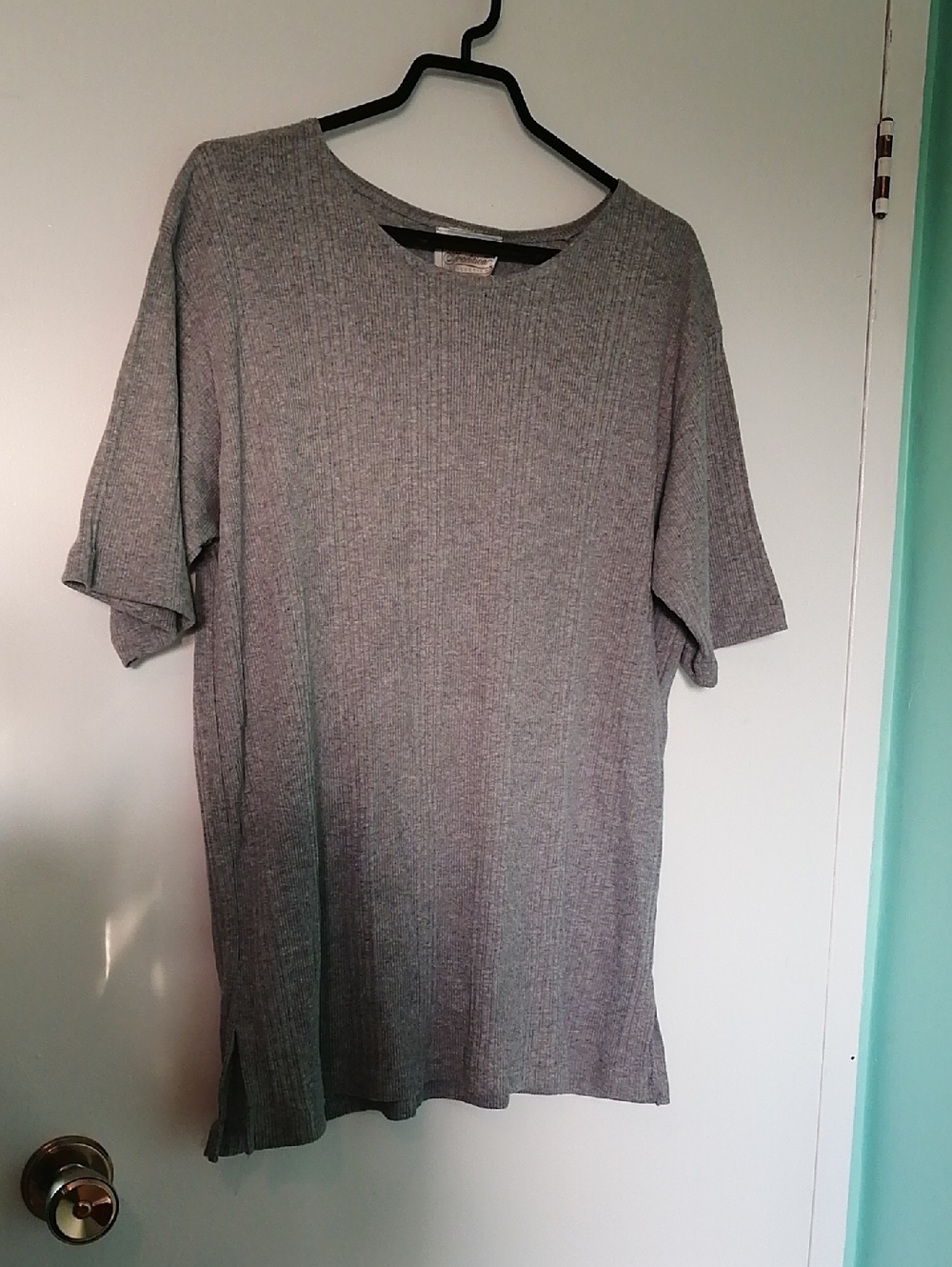 2/16🎈Tradition Collection Grey Long T-shirt